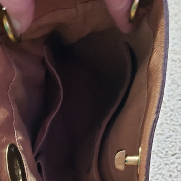 Fossil Leather Buttery Soft Messenger Bag - Picture 11 of 11